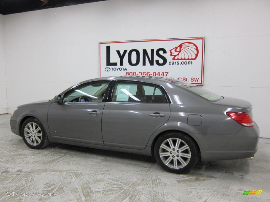 2007 Avalon Limited - Phantom Gray Pearl / Light Gray photo #28