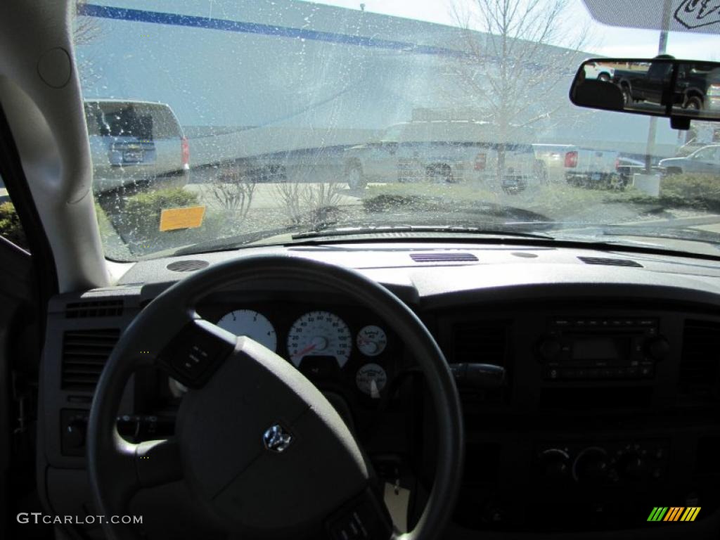 2009 Ram 3500 SLT Quad Cab 4x4 - Light Khaki Metallic / Khaki photo #11