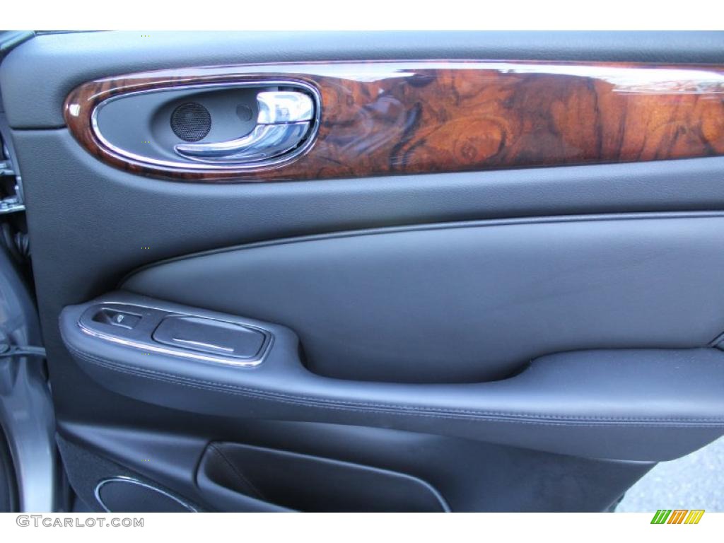 2008 Jaguar XJ XJ8 Charcoal Door Panel Photo #46614229