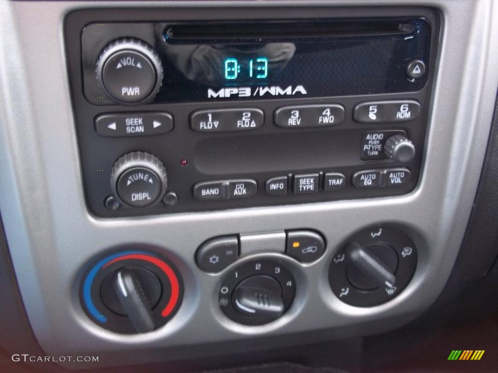 2011 Chevrolet Colorado LT Crew Cab 4x4 Controls Photo #46615681