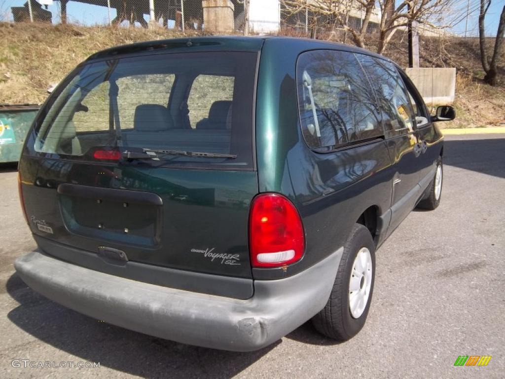 1997 Grand Voyager SE - Forest Green Pearl / Gray photo #6