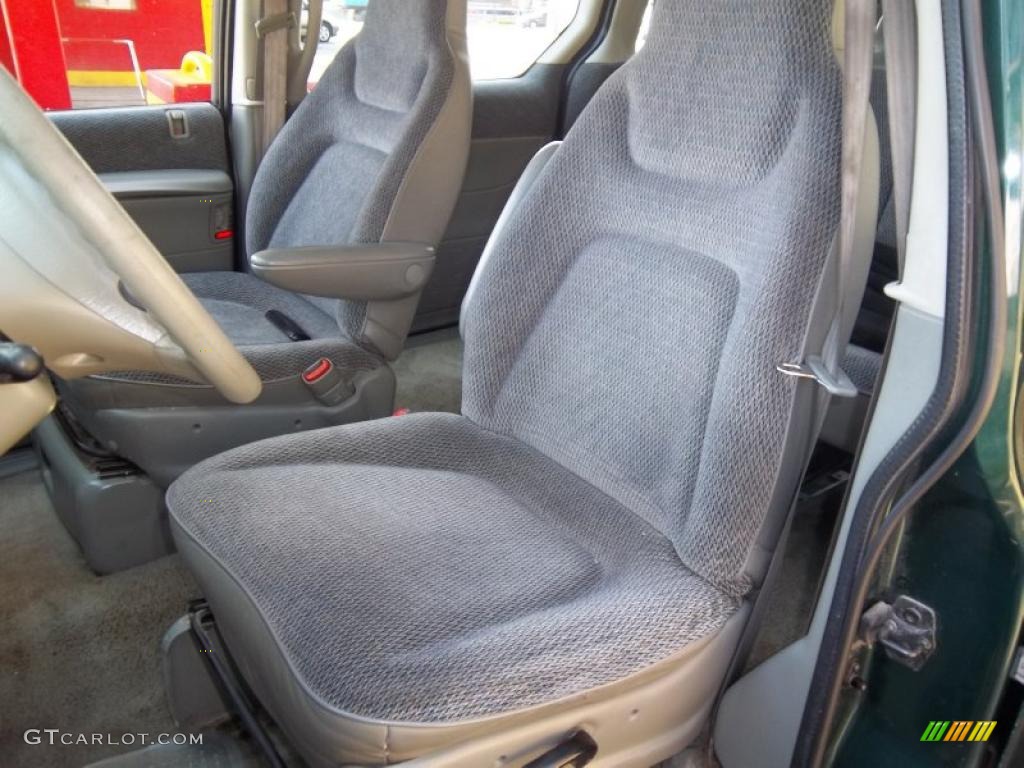 1997 Grand Voyager SE - Forest Green Pearl / Gray photo #8