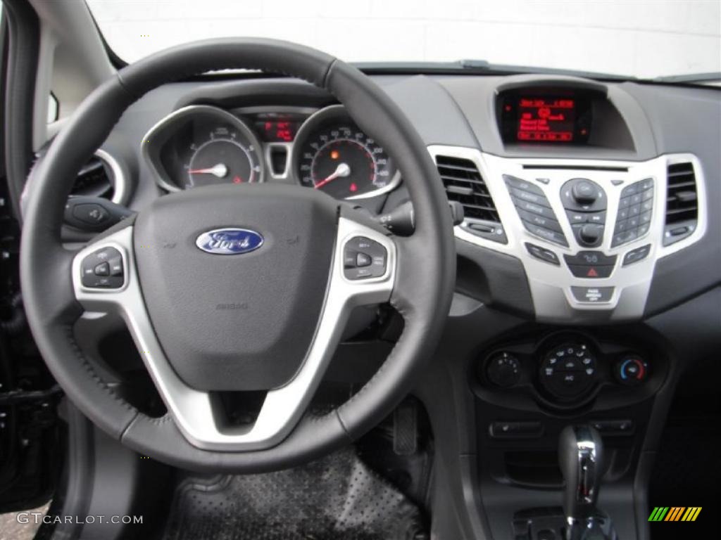 2011 Ford Fiesta SES Hatchback Charcoal Black Leather Dashboard Photo #46620997