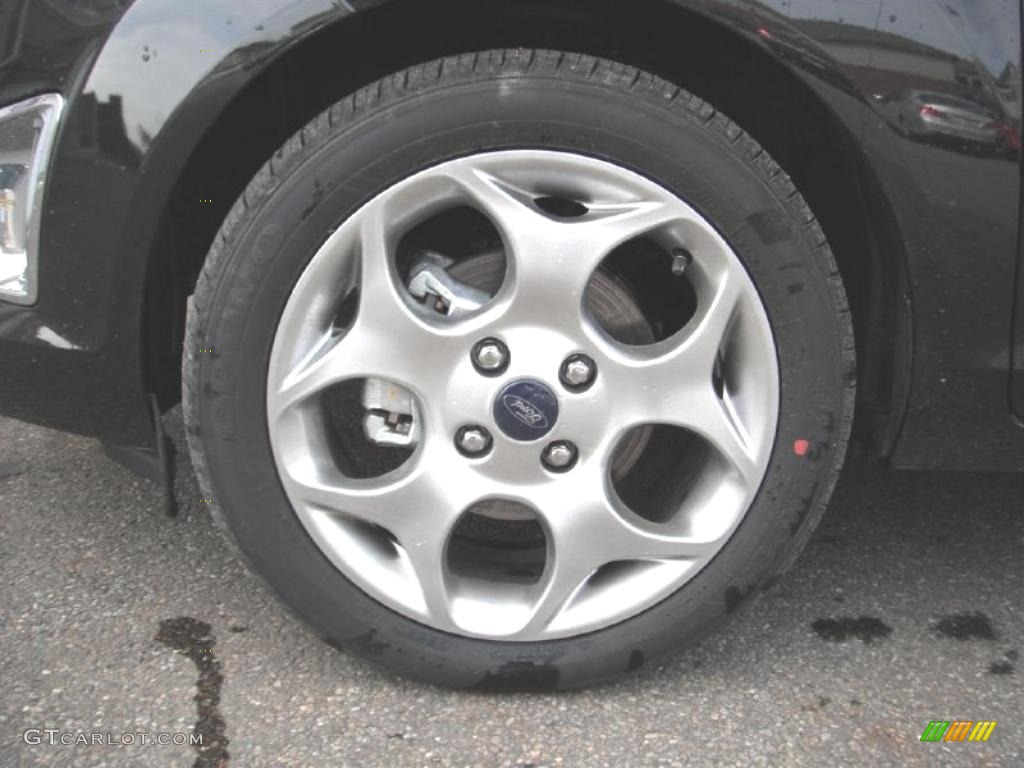 2011 Ford Fiesta SES Hatchback Wheel Photo #46621045