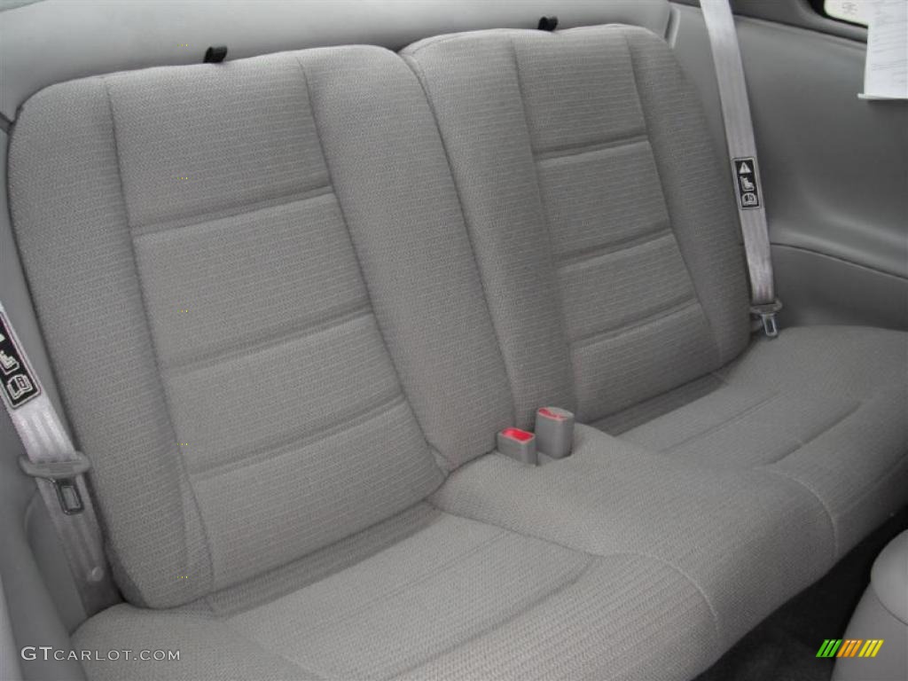 Medium Graphite Interior 2000 Ford Mustang V6 Coupe Photo #46621321