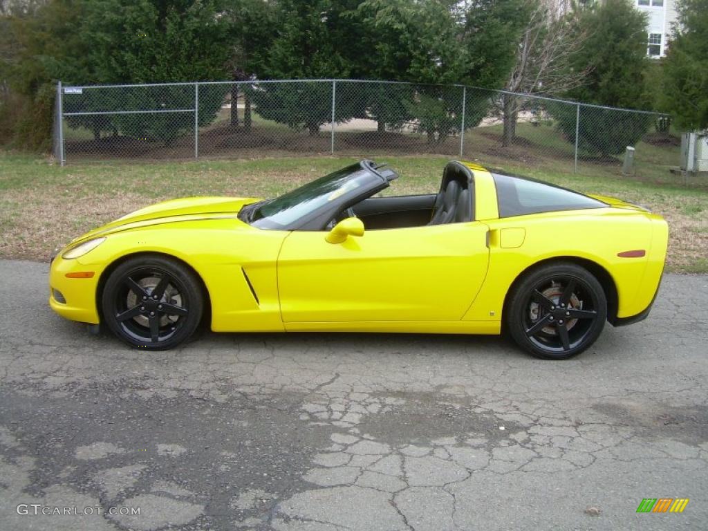 Velocity Yellow 2007 Chevrolet Corvette Coupe Exterior Photo #46621594