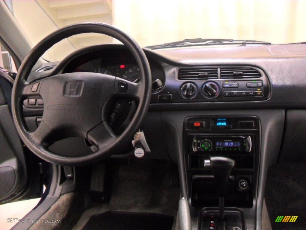 1997 Accord LX Sedan - Mystic Blue Pearl / Gray photo #14