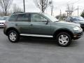 Reed Green Metallic - Touareg V6 Photo No. 3