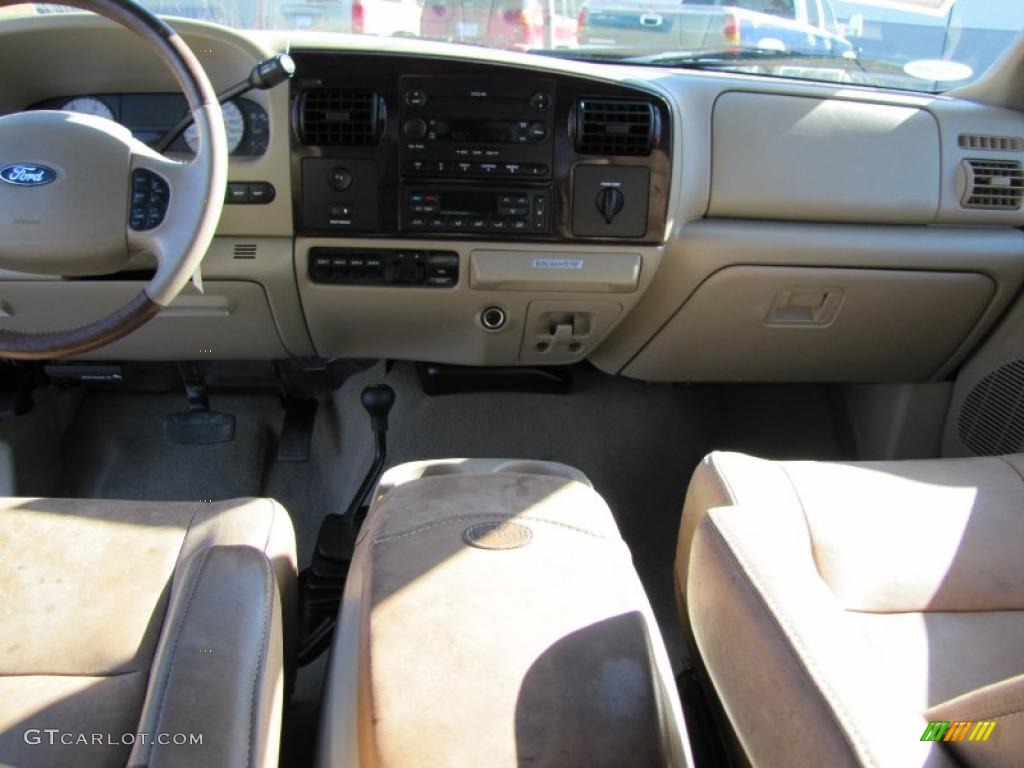 2006 Ford F250 Super Duty King Ranch Crew Cab 4x4 Castano Brown Leather Dashboard Photo #46625353