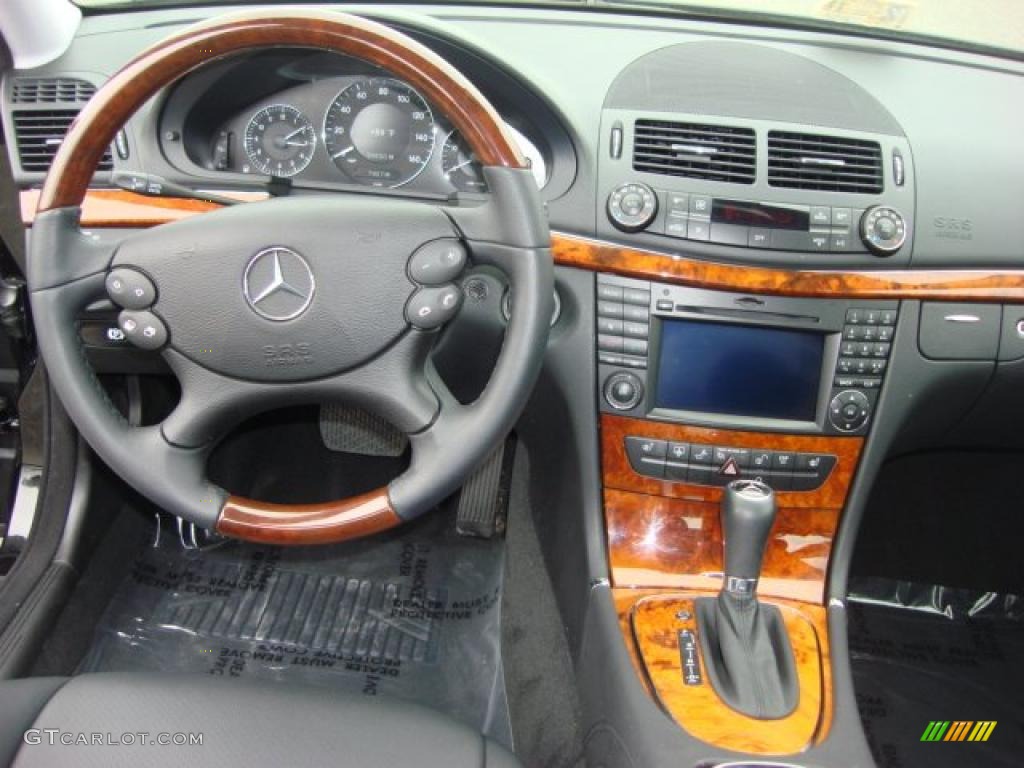 2009 Mercedes-Benz E 320 BlueTEC Sedan Black Dashboard Photo #46626616