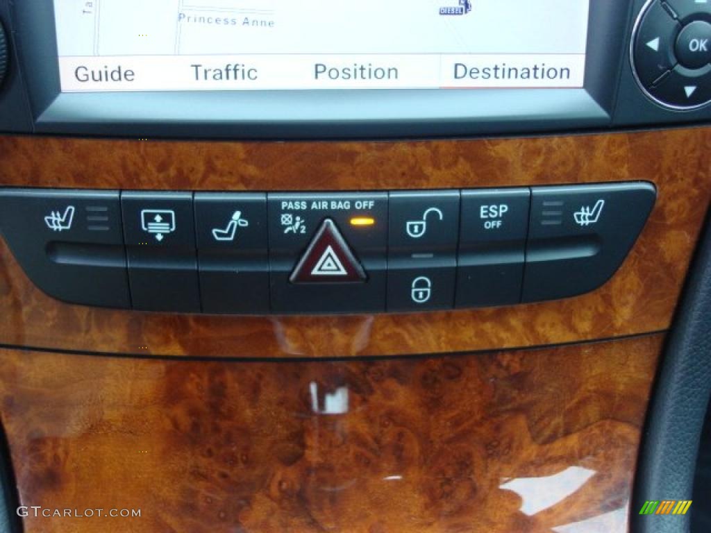 2009 Mercedes-Benz E 320 BlueTEC Sedan Controls Photo #46626676