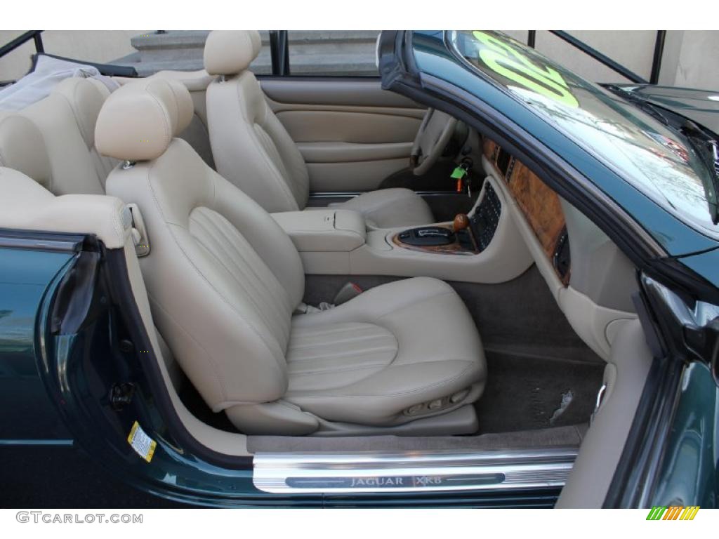 Oatmeal Interior 2002 Jaguar XK XK8 Convertible Photo #46627279