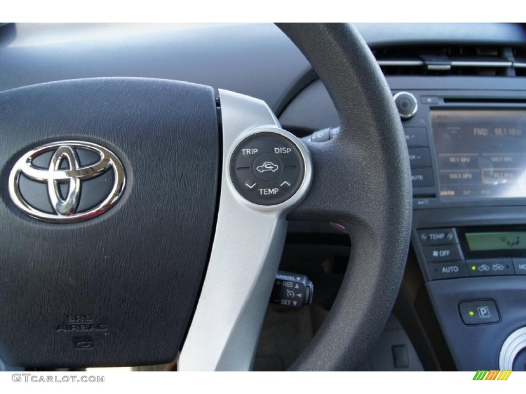 2010 Toyota Prius Hybrid III Controls Photo #46629511