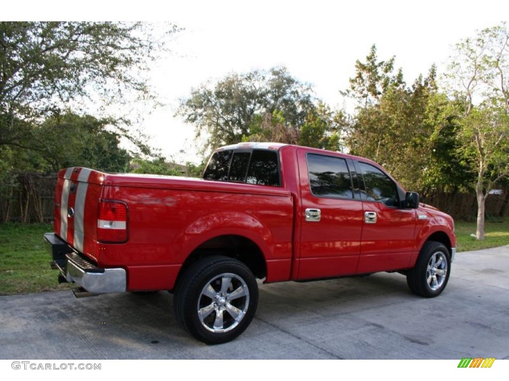 2004 F150 XLT SuperCrew 4x4 - Bright Red / Medium/Dark Flint photo #12
