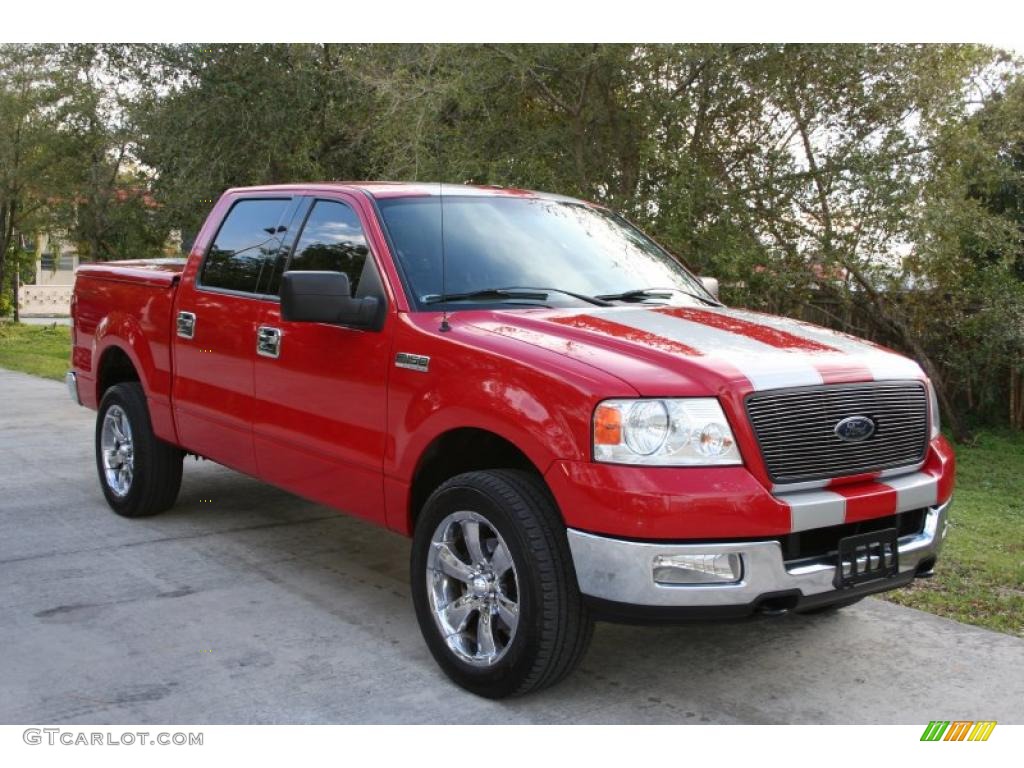 2004 F150 XLT SuperCrew 4x4 - Bright Red / Medium/Dark Flint photo #16