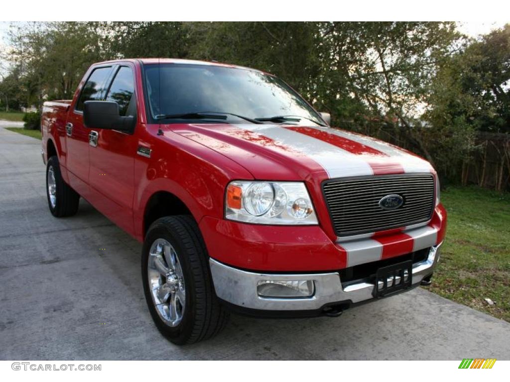 2004 F150 XLT SuperCrew 4x4 - Bright Red / Medium/Dark Flint photo #19