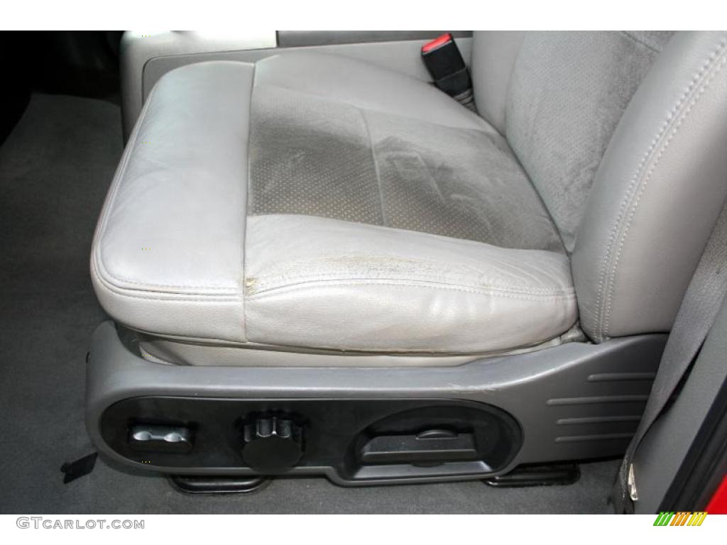 2004 F150 XLT SuperCrew 4x4 - Bright Red / Medium/Dark Flint photo #41