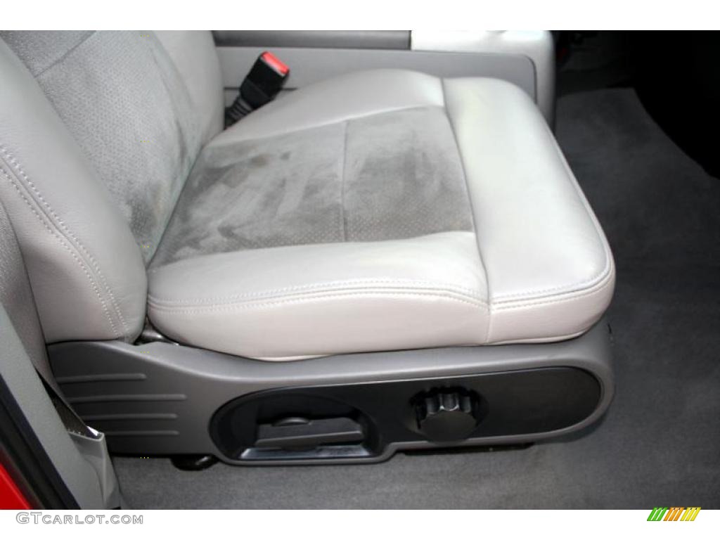2004 F150 XLT SuperCrew 4x4 - Bright Red / Medium/Dark Flint photo #42