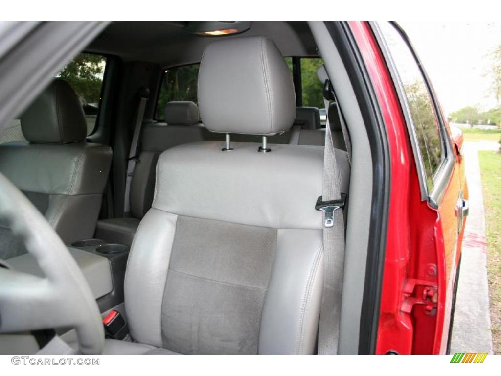 2004 F150 XLT SuperCrew 4x4 - Bright Red / Medium/Dark Flint photo #43