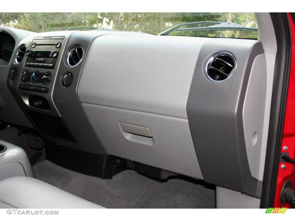 2004 F150 XLT SuperCrew 4x4 - Bright Red / Medium/Dark Flint photo #52