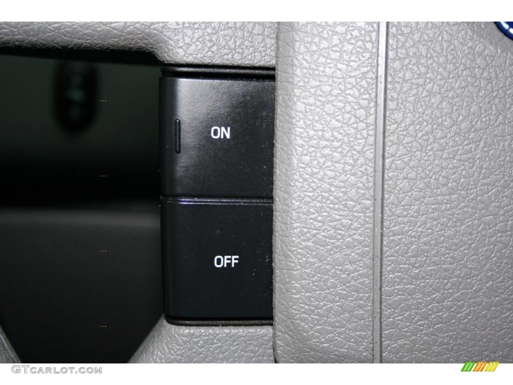 2004 F150 XLT SuperCrew 4x4 - Bright Red / Medium/Dark Flint photo #71