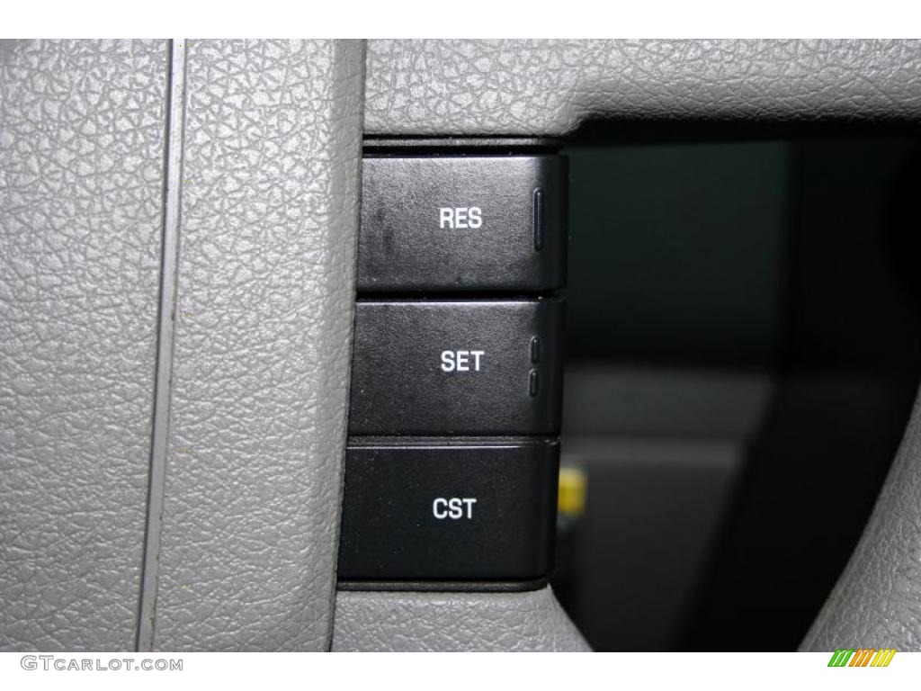 2004 F150 XLT SuperCrew 4x4 - Bright Red / Medium/Dark Flint photo #72