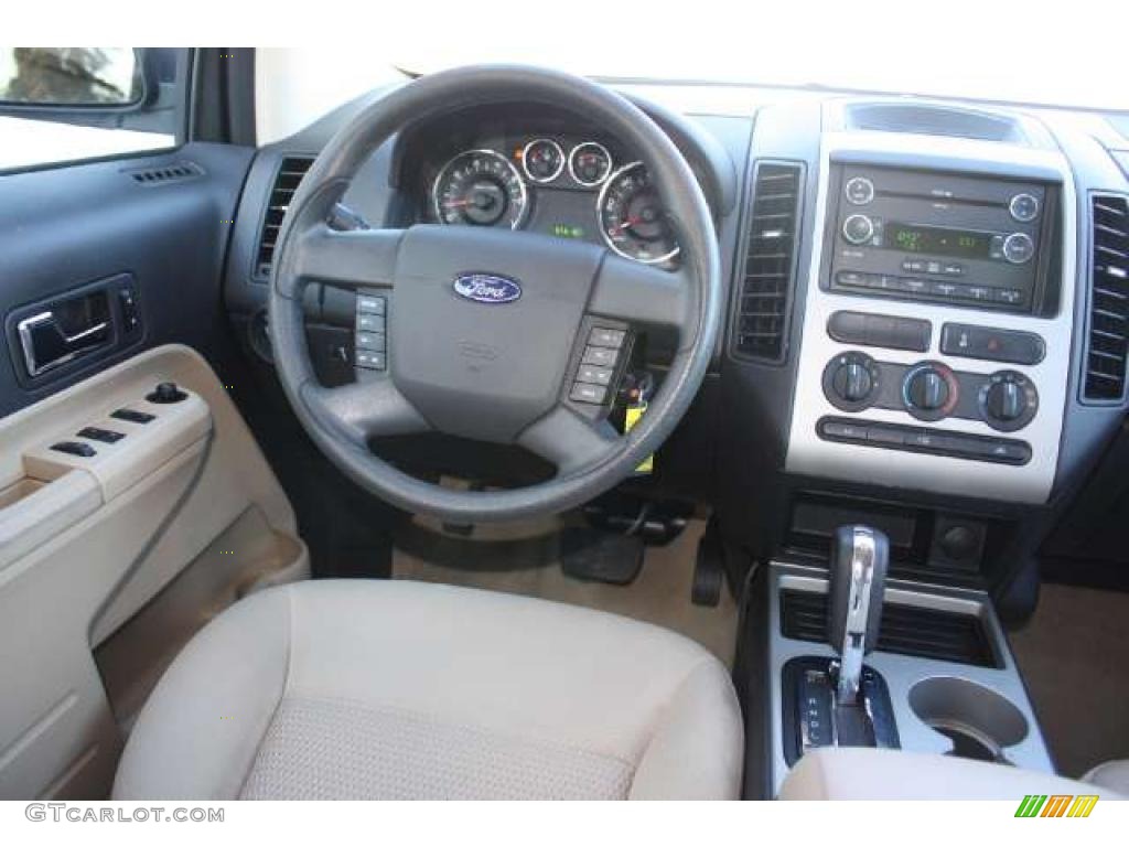 2008 Ford Edge SE Medium Light Stone Dashboard Photo #46633940