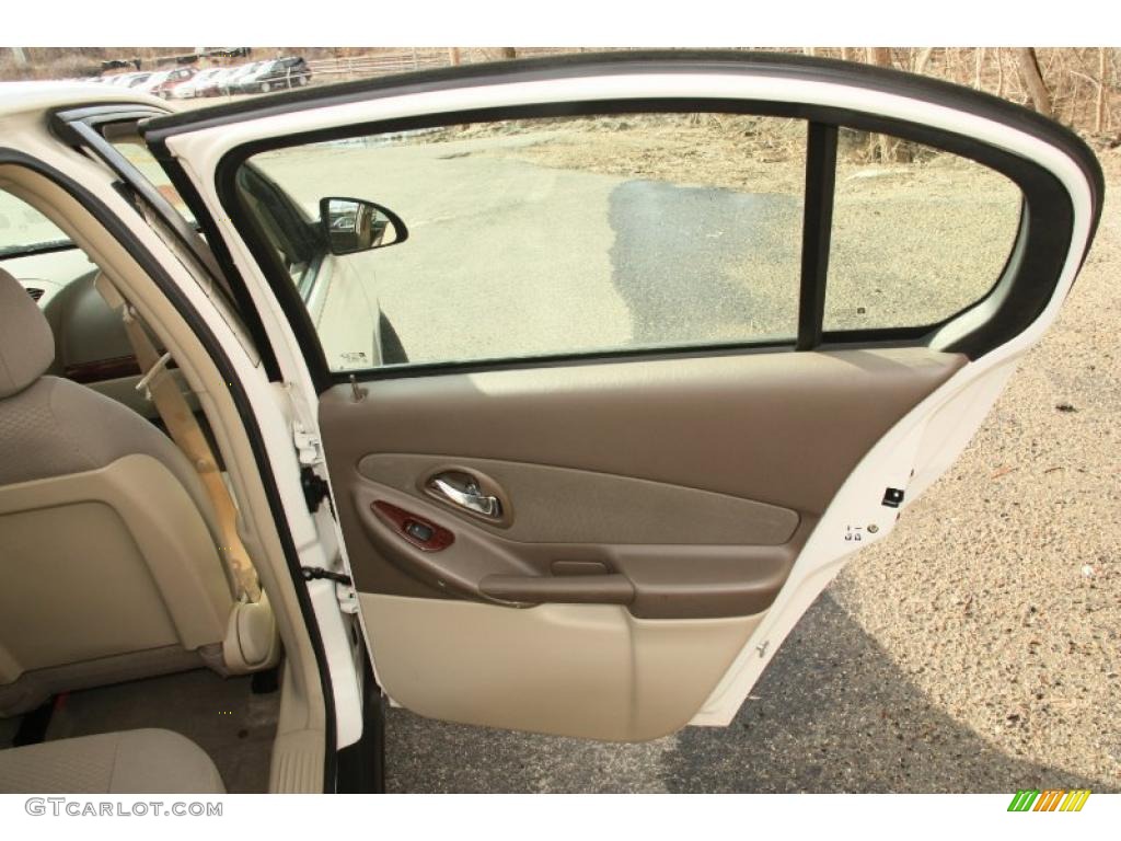 2008 Chevrolet Malibu Classic LS Sedan Titanium Gray Door Panel Photo #46636997