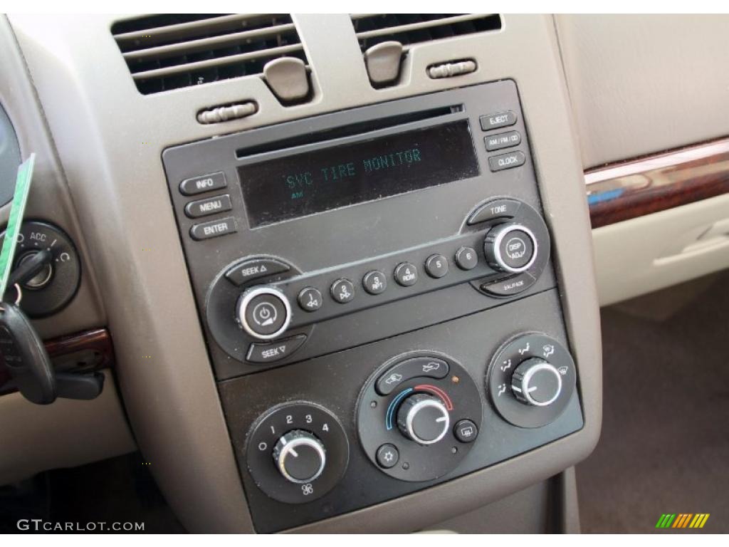 2008 Chevrolet Malibu Classic LS Sedan Controls Photos