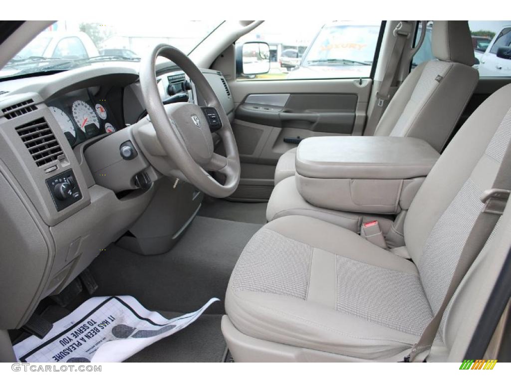 2008 Ram 1500 Big Horn Edition Quad Cab - Light Khaki Metallic / Khaki photo #19
