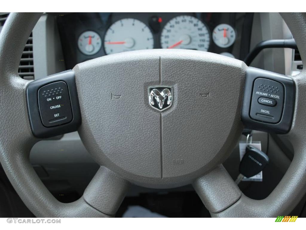 2008 Ram 1500 Big Horn Edition Quad Cab - Light Khaki Metallic / Khaki photo #21