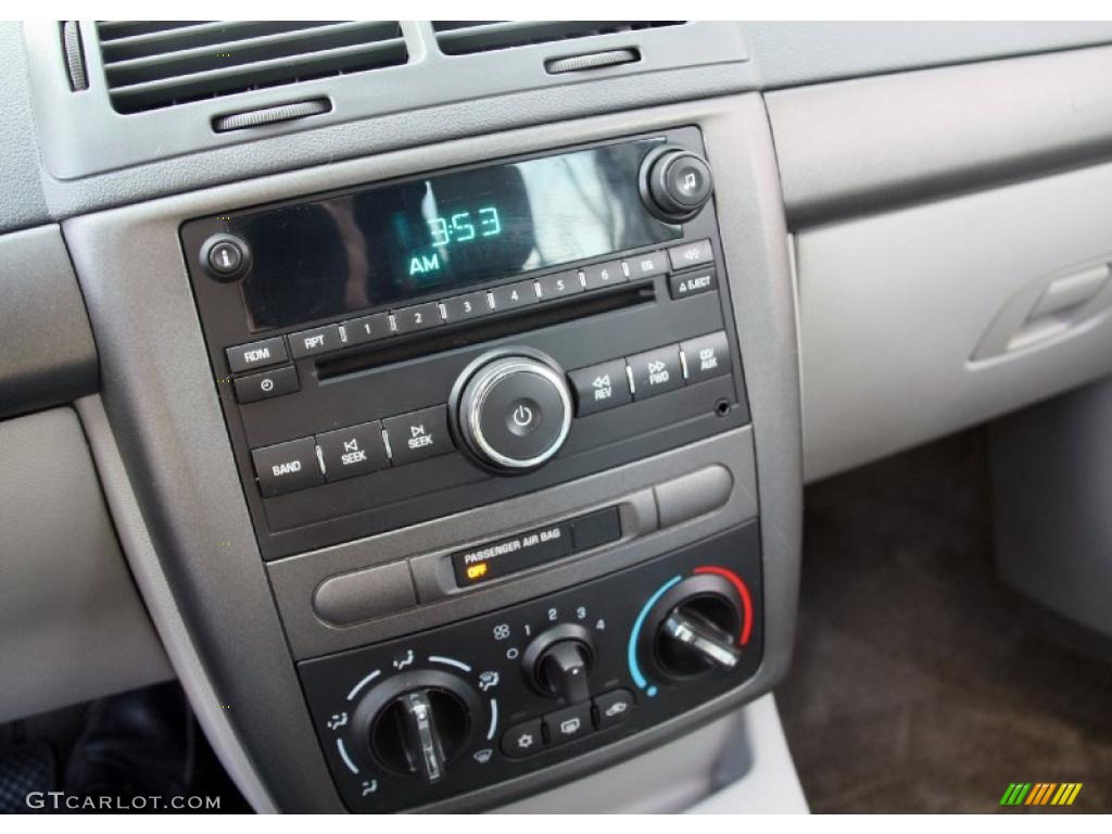 2007 Chevrolet Cobalt LS Sedan Controls Photo #46637963