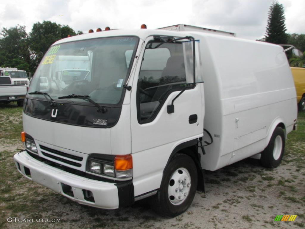 White 2000 Isuzu N Series Truck NPR Spray Rig Exterior Photo #46641038