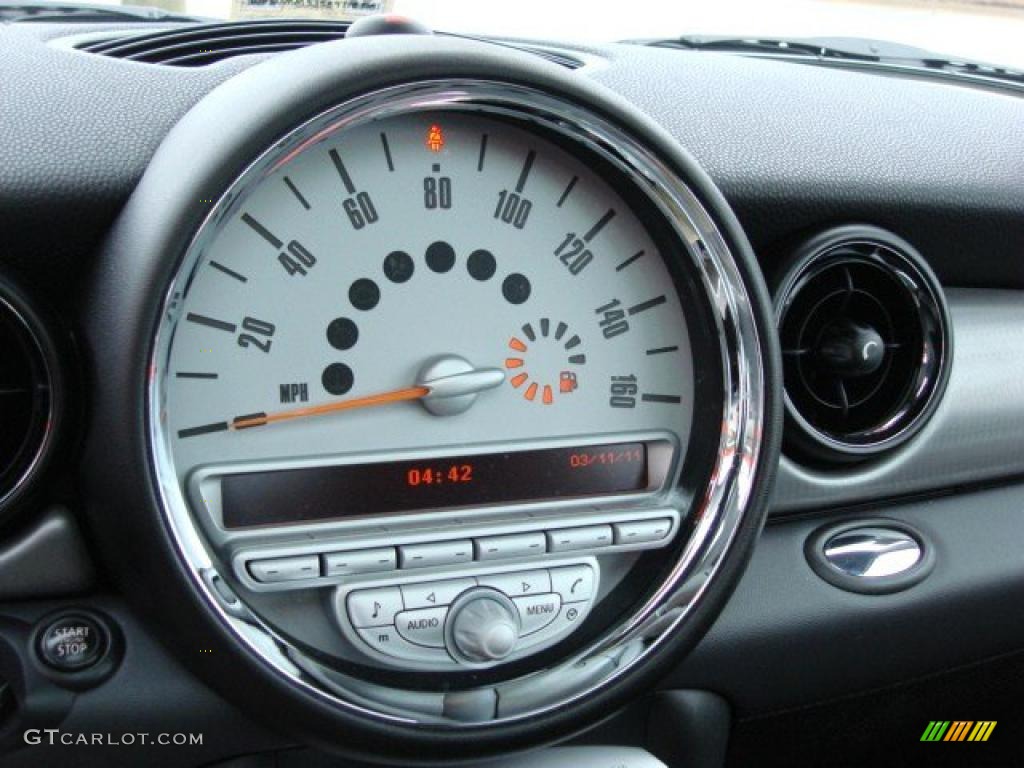 2009 Cooper S Clubman - Pepper White / Punch Carbon Black Leather photo #13