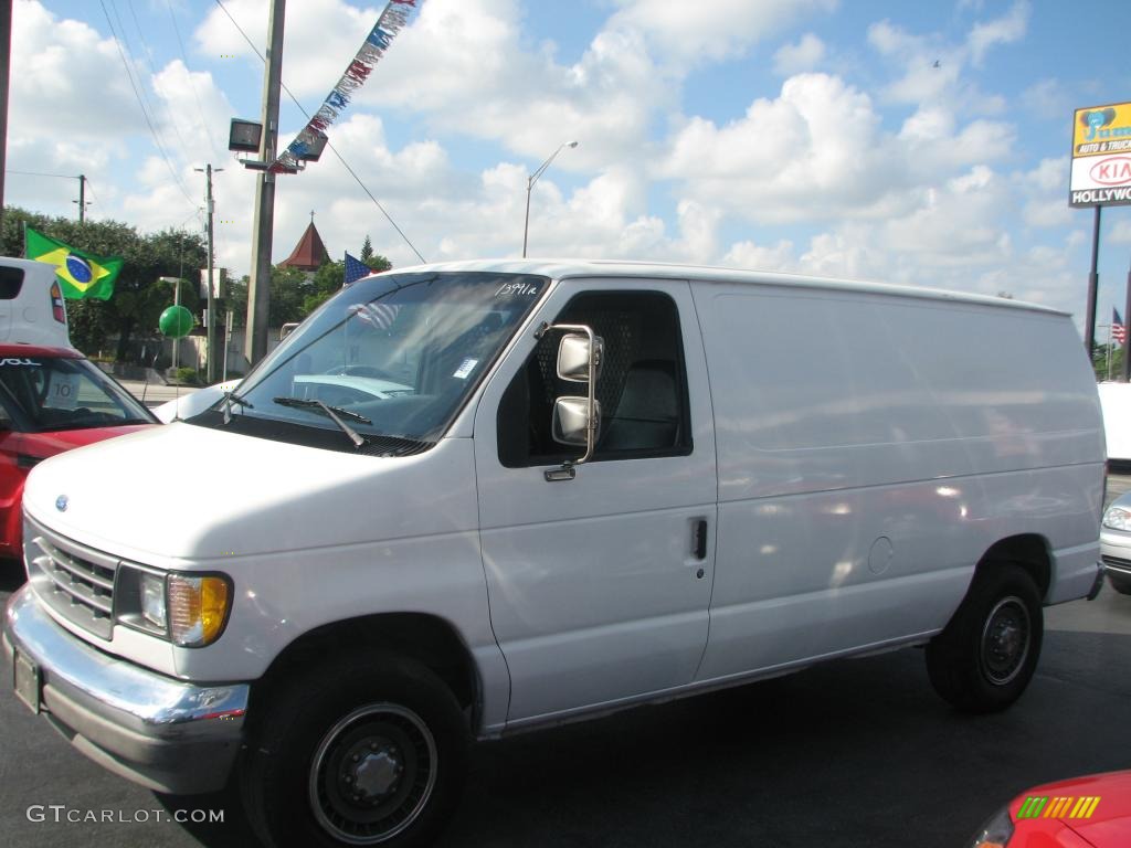 1994 Econoline E250 Cargo Van - White / Gray photo #5