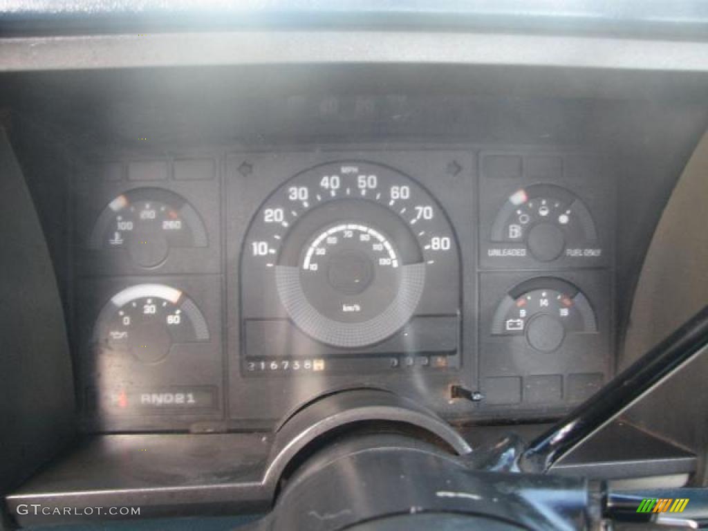 1990 Chevrolet C/K C2500 Silverado Extended Cab Gauges Photo #46642658