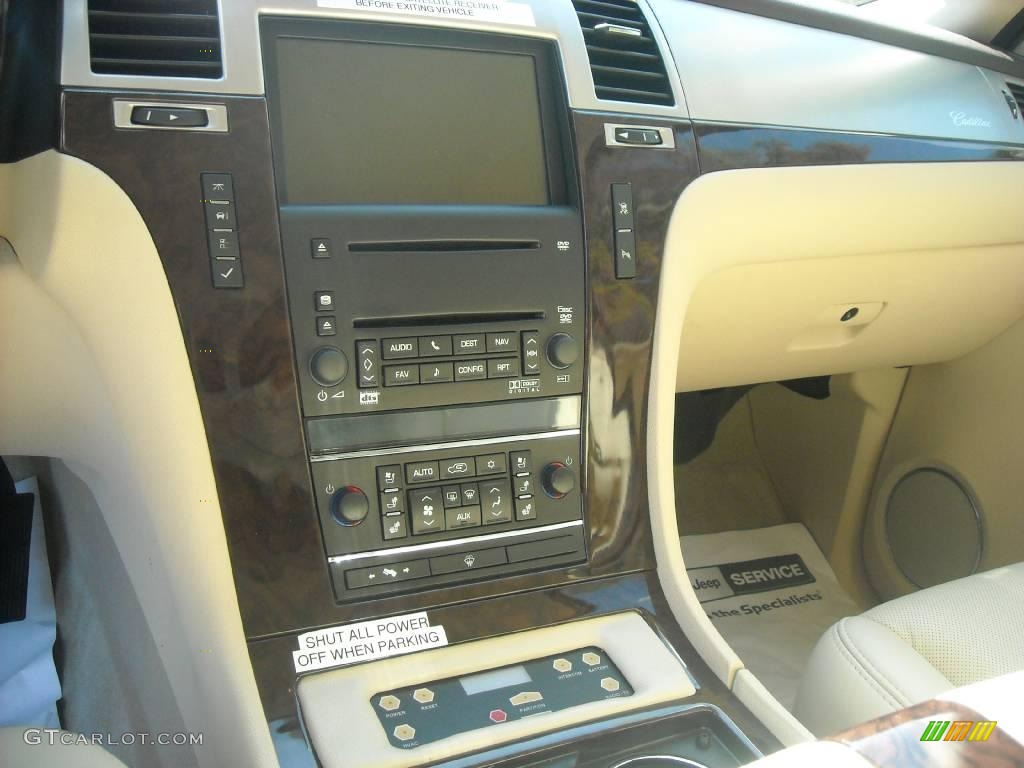 2007 Cadillac Escalade ESV AWD Limousine Controls Photo #46642931