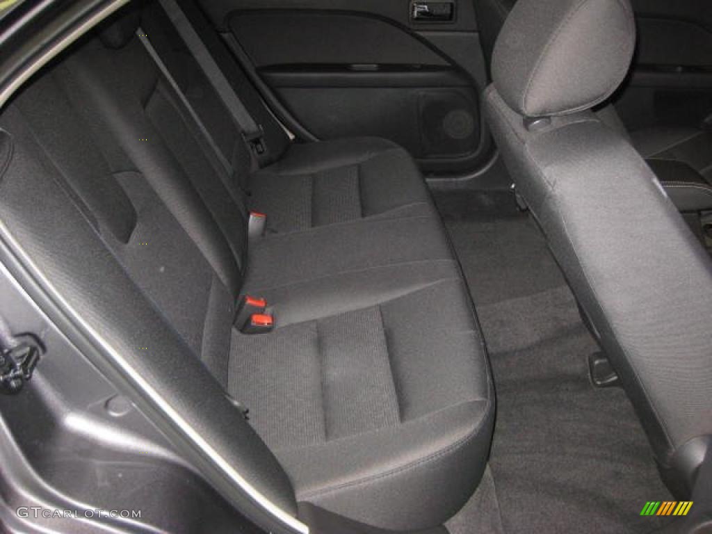 2011 Fusion SE - Sterling Grey Metallic / Charcoal Black photo #21