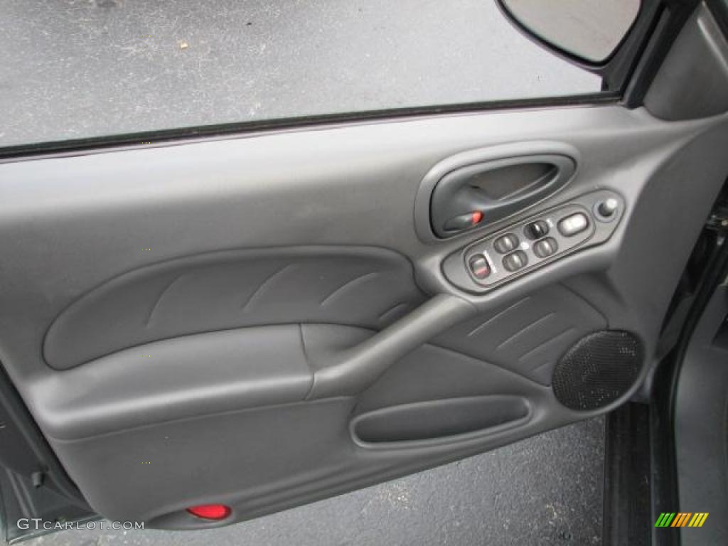 2004 Pontiac Grand Am SE Sedan Dark Pewter Door Panel Photo #46644590