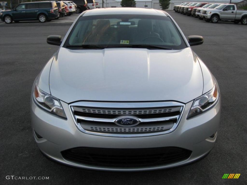 Ingot Silver 2011 Ford Taurus SE Exterior Photo #46647134
