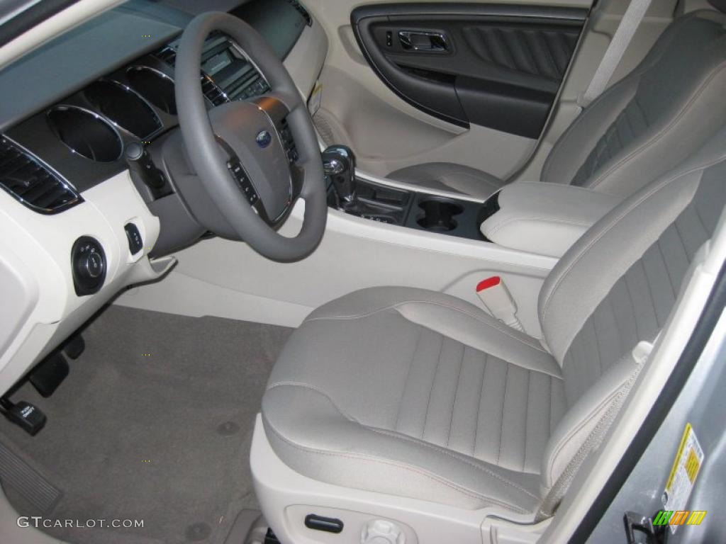 Light Stone Interior 2011 Ford Taurus SE Photo #46647209