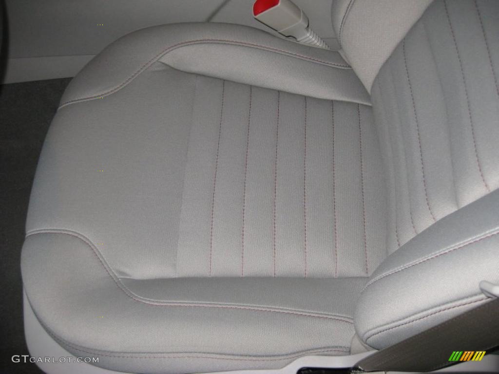 Light Stone Interior 2011 Ford Taurus SE Photo #46647215