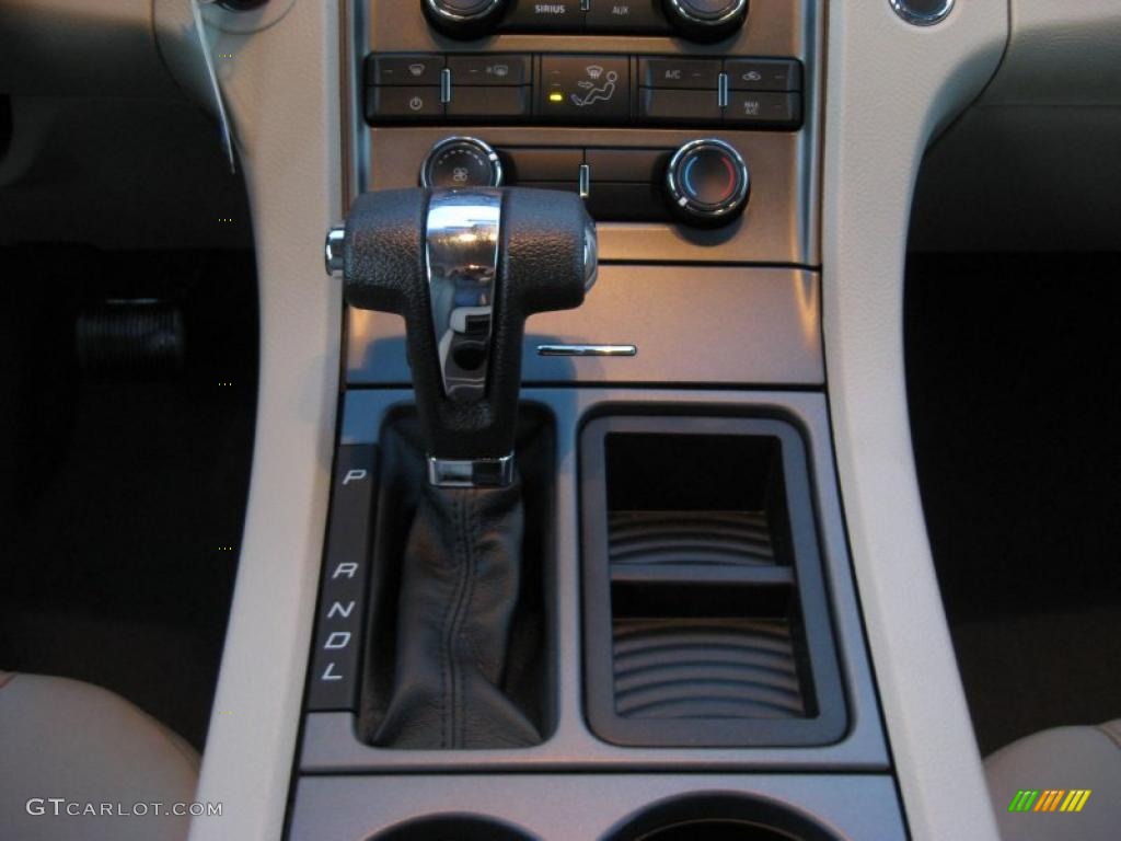 2011 Ford Taurus SE 6 Speed Automatic Transmission Photo #46647299