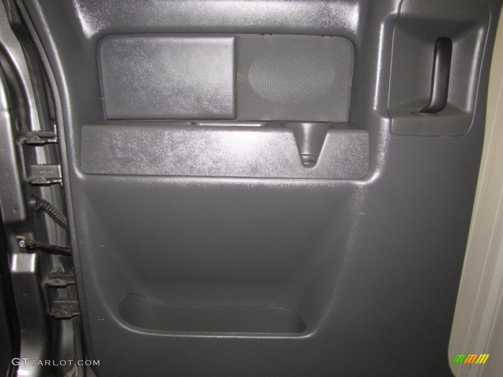 2006 Silverado 1500 Z71 Extended Cab 4x4 - Graystone Metallic / Dark Charcoal photo #18
