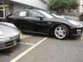Black - Panamera 4 Photo No. 8