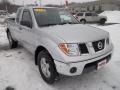 2008 Radiant Silver Nissan Frontier LE King Cab 4x4  photo #3