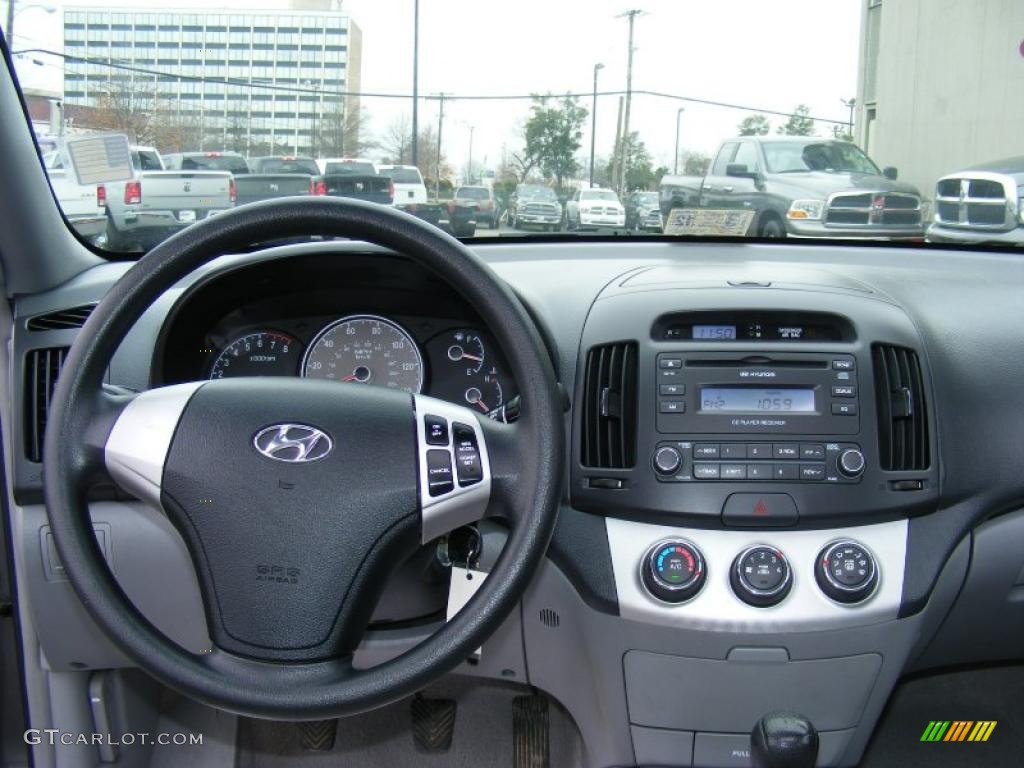 2007 Hyundai Elantra GLS Sedan Gray Dashboard Photo #46650401