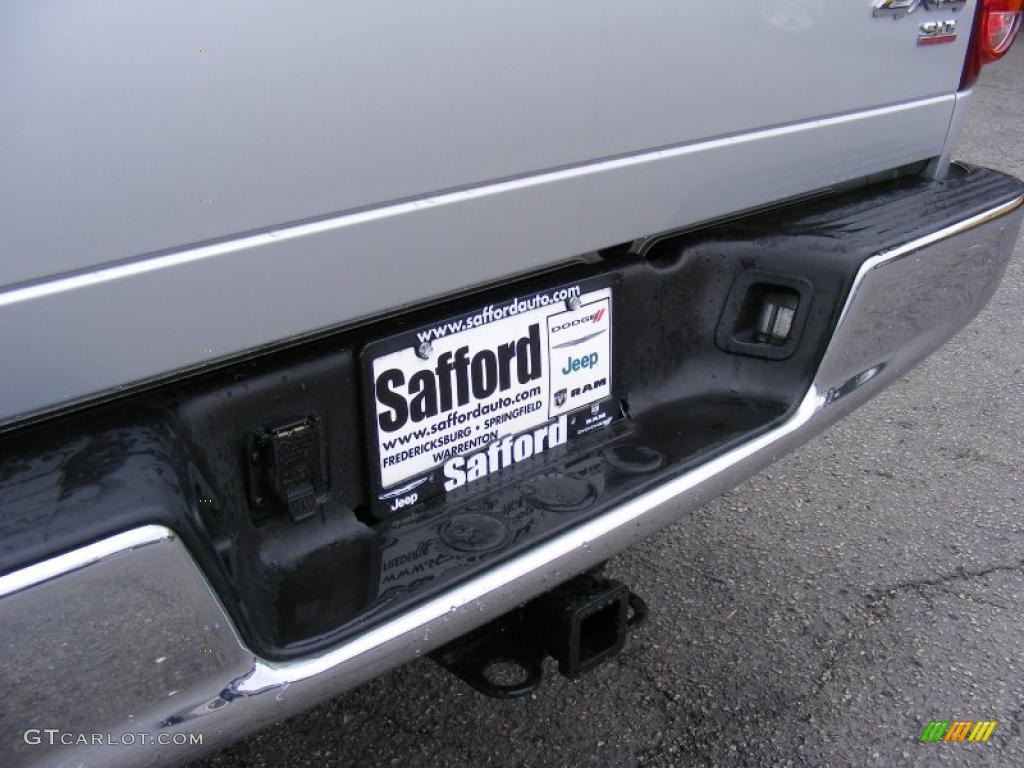 2007 Ram 1500 ST Quad Cab 4x4 - Bright Silver Metallic / Medium Slate Gray photo #10