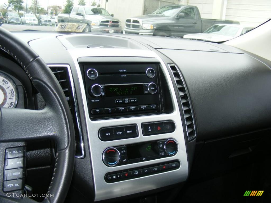 2008 Ford Edge Limited Controls Photo #46652105