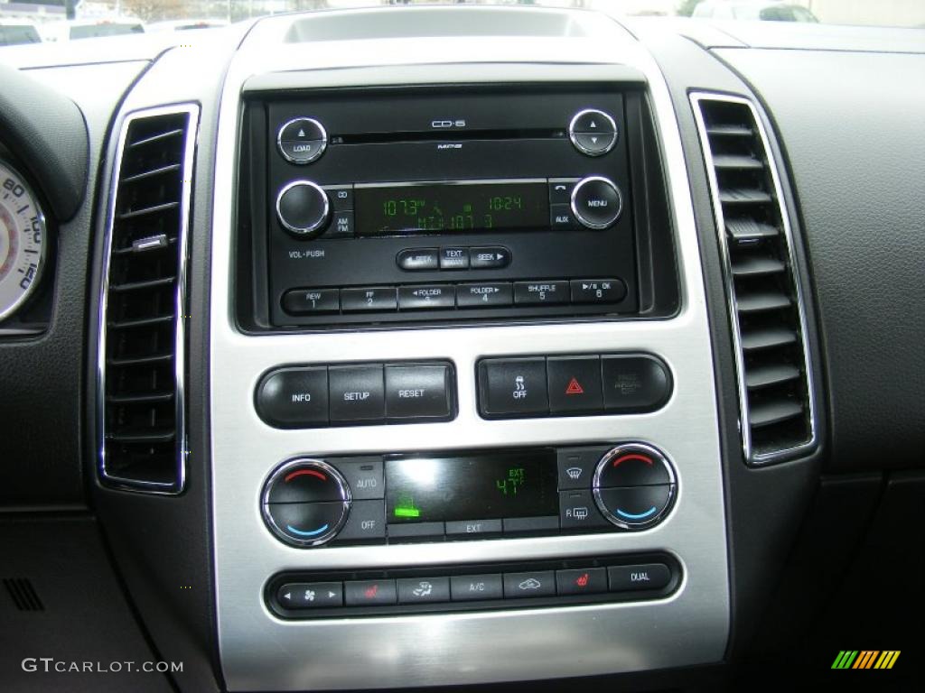 2008 Ford Edge Limited Controls Photo #46652117